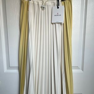 NWT Moncler Gonna Pleated Midi Skirt Size 40